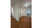 **MODERNISIERTE 3 Zimmer ERDGESCHOSS Wohnung MIT BALKON UND NEUEM DUSCHBAD**