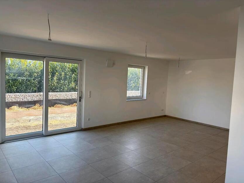 Neubau-Doppelhaushälfte in Ottmaring zu vermieten
