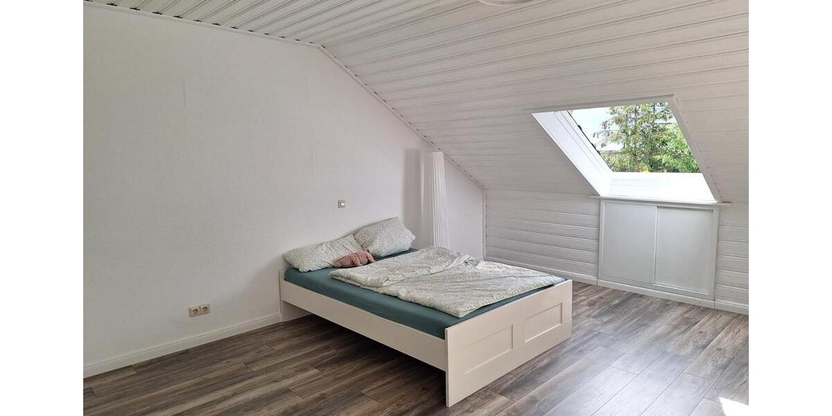 Dachgeschoßwohnung Morsbach - 2 Zimmer, 76 m&sup2;, 625&euro; | Angebot:26639526