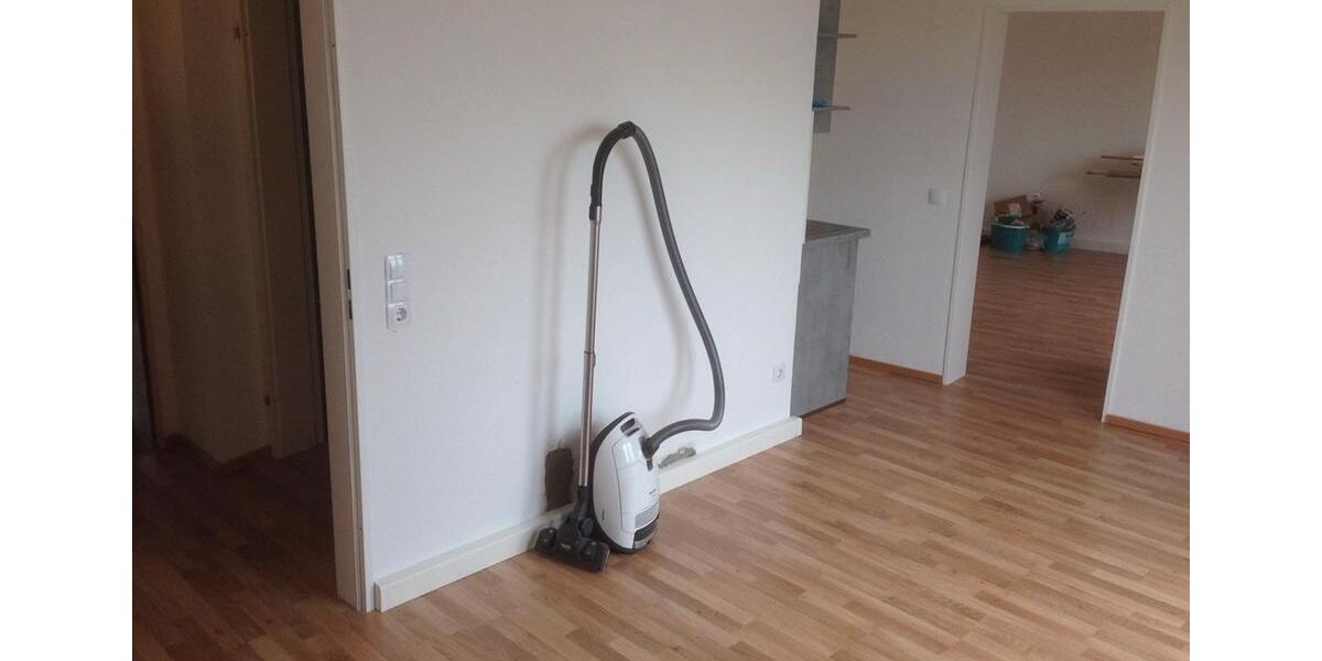 Dachgeschoßwohnung Salzkotten - 2 Zimmer, 52 m&sup2;, 690&euro; | Angebot:26041665