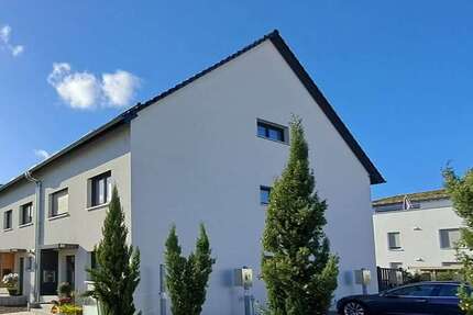 Haus zum Mieten in Viernheim 2.190 € 160 m² 5 zimmer