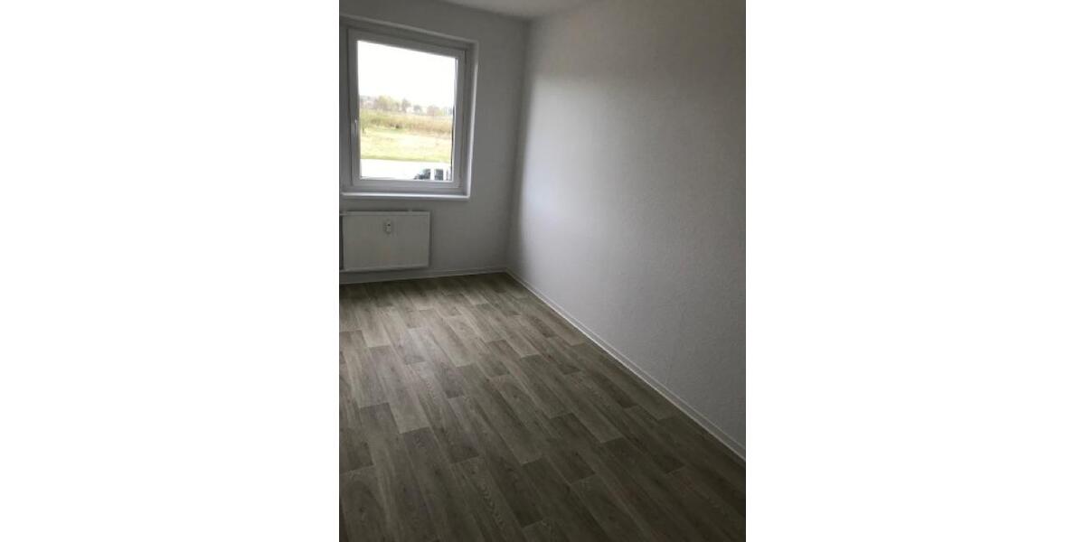 Etagenwohnung Angermünde - 3 Zimmer, 61 m&sup2;, 375&euro; | Angebot:26393790