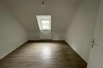 Dachgeschoßwohnung Gelsenkirchen Gelsenkirchen-Mitte - 2 Zimmer, 39 m&sup2;, 300&euro; | Angebot:26562091