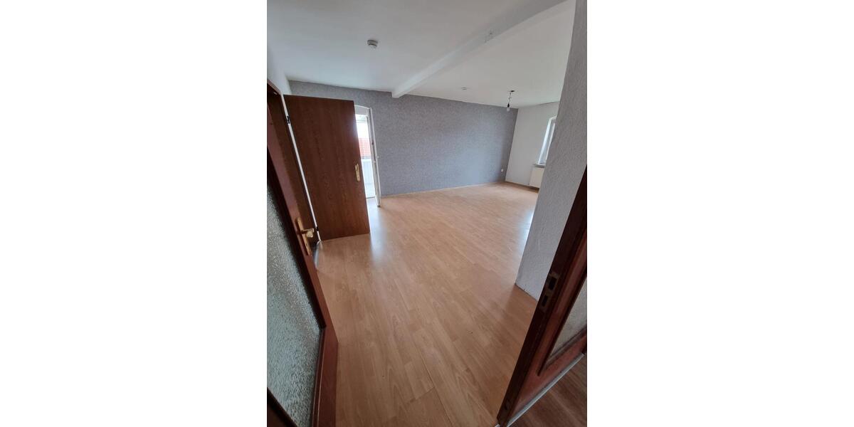 Etagenwohnung Extertal - 5 Zimmer, 110 m&sup2;, 600&euro; | Angebot:26271935