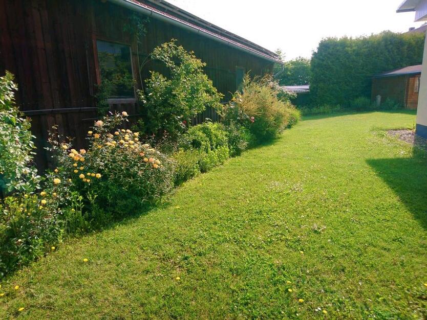 Wohnung mit Balkon und Gartenmitbenutzung