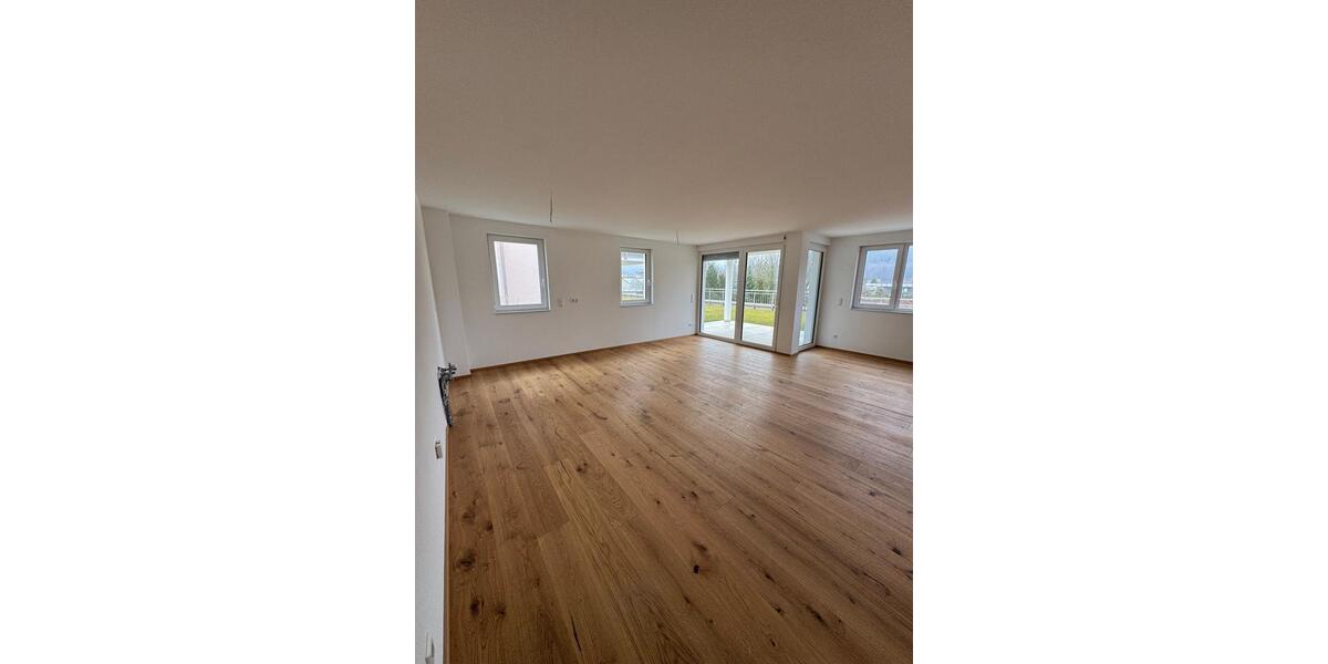 Etagenwohnung Plüderhausen - 3 Zimmer, 102 m&sup2;, 1.300&euro; | Angebot:25234725