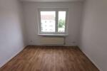 Gerade in Renovierung für Sie - Helle 4-Raum-Wohnung mit Balkon - Stellplatz möglich
