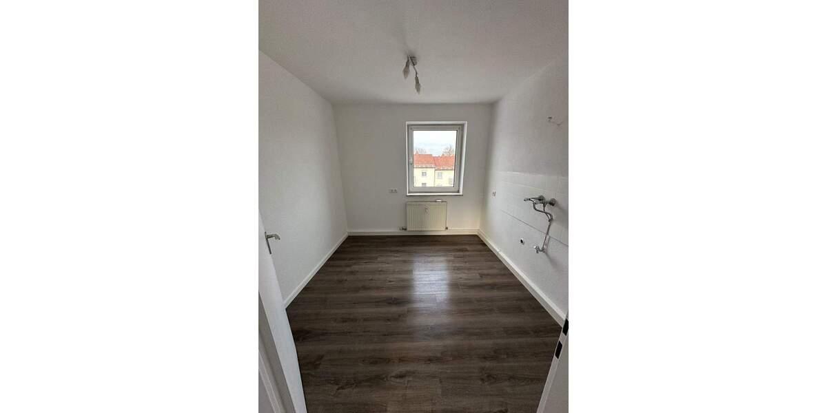 Etagenwohnung Waldsassen - 3 Zimmer, 75 m&sup2;, 525&euro; | Angebot:26273811