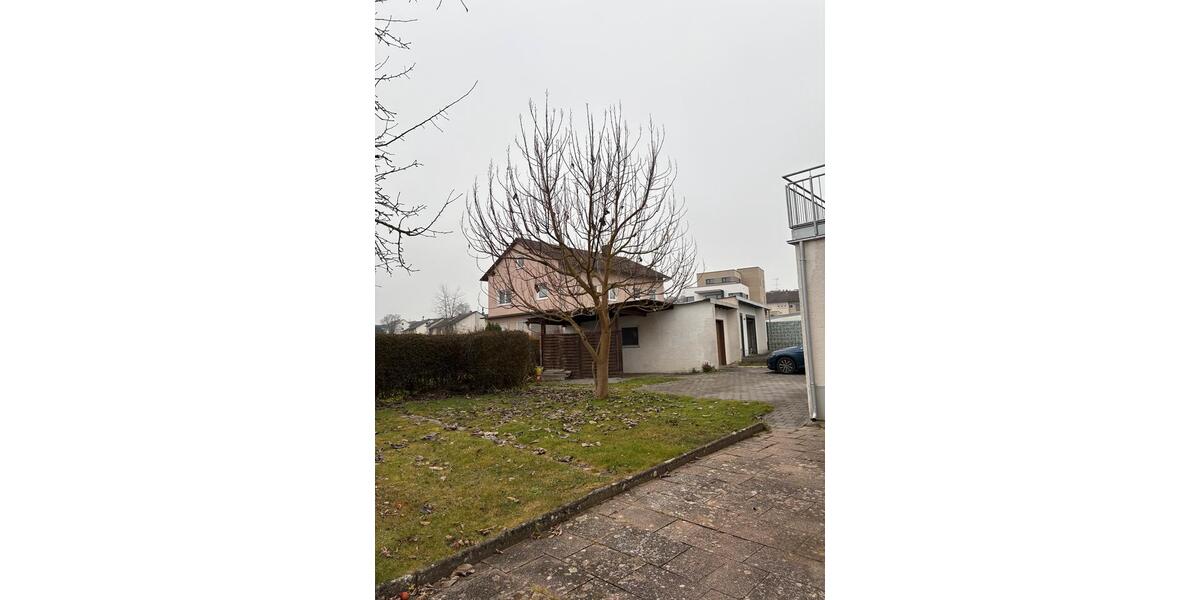 Dachgeschoßwohnung Sigmaringen - 2 Zimmer, 72 m&sup2;, 750&euro; | Angebot:25941996