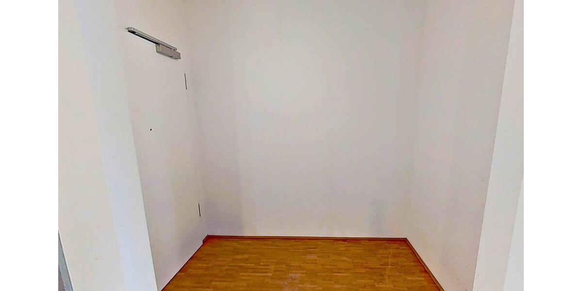 Terrassenwohnung Saarbrücken - 2 Zimmer, 63 m&sup2;, 915&euro; | Angebot:26269333