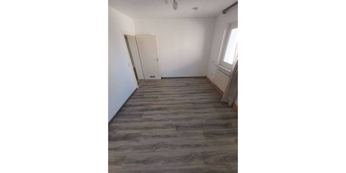 Etagenwohnung Tirschenreuth - 2 Zimmer, 50 m&sup2;, 405&euro; | Angebot:26450078