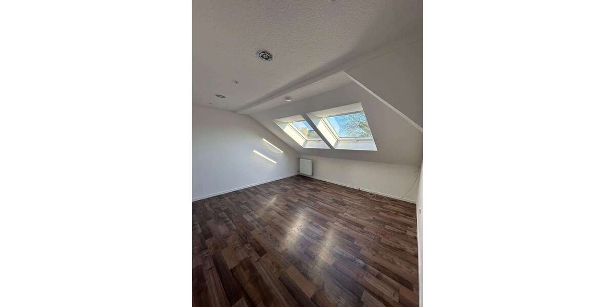 Etagenwohnung Wuppertal Sedansberg - 3 Zimmer, 65 m&sup2;, 700&euro; | Angebot:26748005