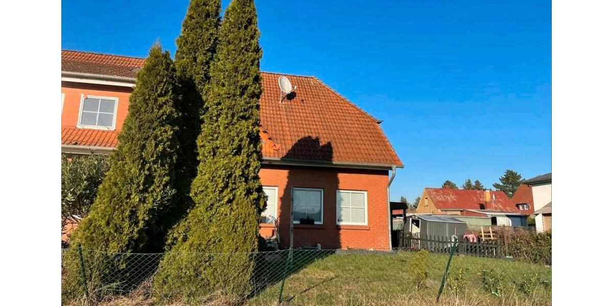 Reihenhaus Gifhorn - 6 Zimmer, 120 m&sup2;, 1.000&euro; | Angebot:25056773