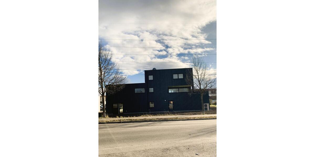 Gewerbeobjekt Holzgerlingen - 2.900&euro; | Angebot:25830227