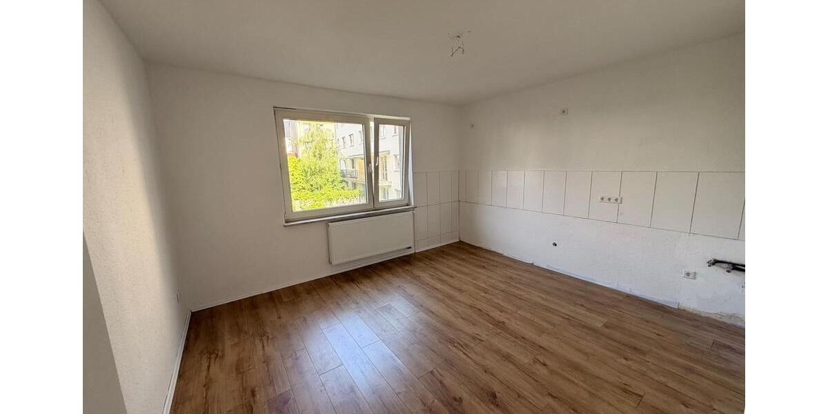 Hochparterre Wuppertal Dornap - 2 Zimmer, 64 m&sup2;, 780&euro; | Angebot:26692008
