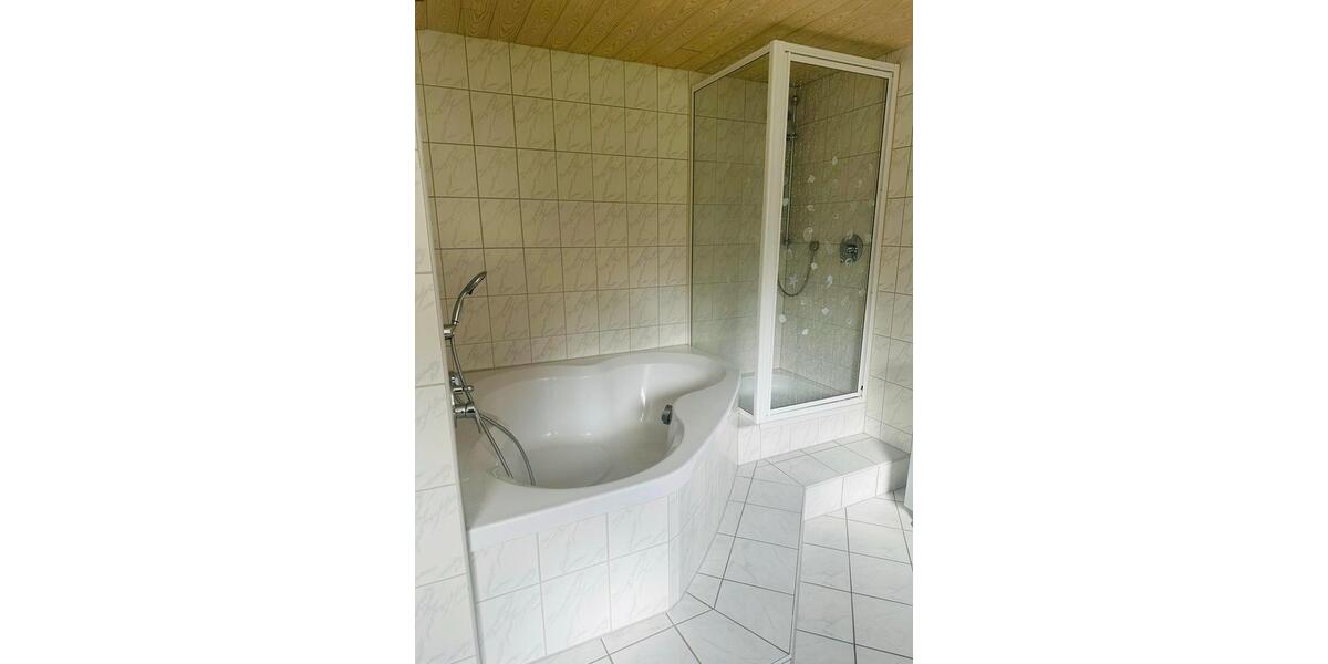 Maisonettenwohnung Solingen Wald - 2 Zimmer, 65 m&sup2;, 710&euro; | Angebot:26479950