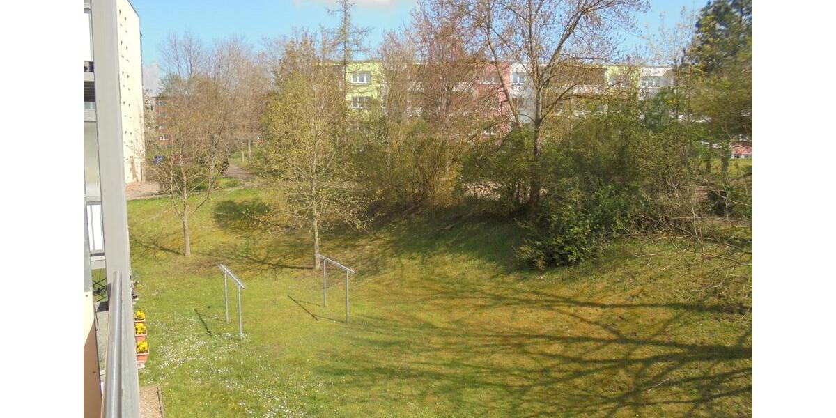 Etagenwohnung Saalfeld (Saale) - 2 Zimmer, 61 m&sup2;, 391&euro; | Angebot:26476627
