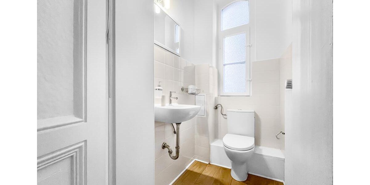 Repräsentative Altbau-Gewerbefläche mit 188 m² in Bestlage der List zimmer