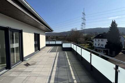 Wohnung Alzenau - 3 Zimmer, 140 m&sup2;, 2.100&euro; | Angebot:25540197