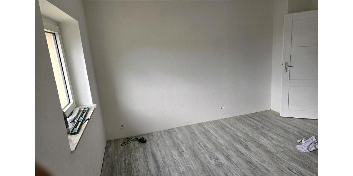 Dachgeschoßwohnung Borken (Hessen) - 3 Zimmer, 65 m&sup2;, 900&euro; | Angebot:24839382