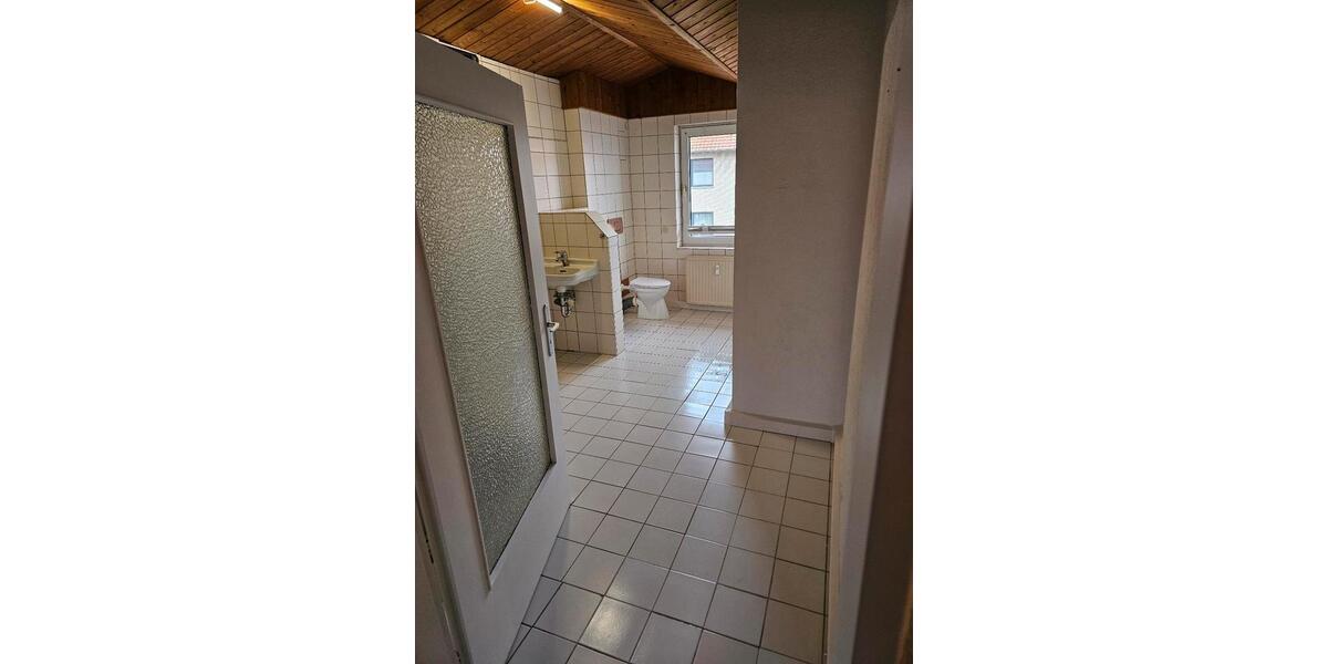 Etagenwohnung Hardegsen - 1 Zimmer, 66 m&sup2;, 525&euro; | Angebot:25019361