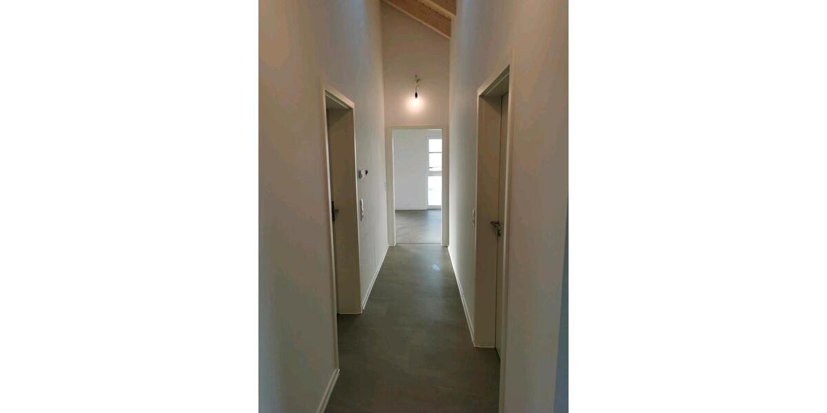 Dachgeschoßwohnung Aurach - 3 Zimmer, 89 m&sup2;, 1.100&euro; | Angebot:26322537