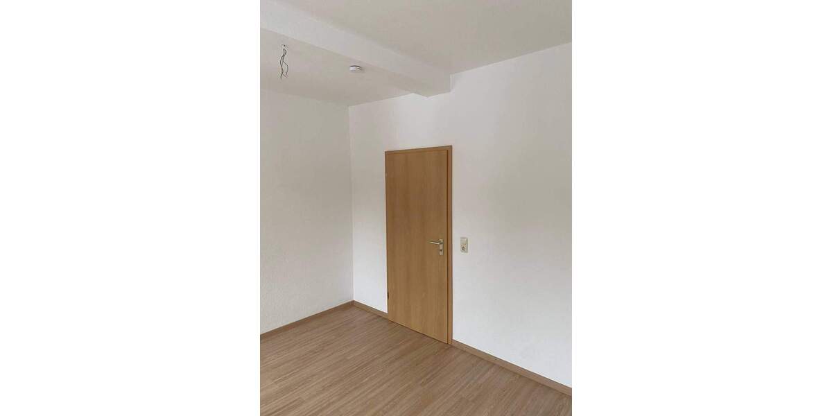 Etagenwohnung Dresden Striesen-Süd - 3 Zimmer, 68 m&sup2;, 717&euro; | Angebot:25265174