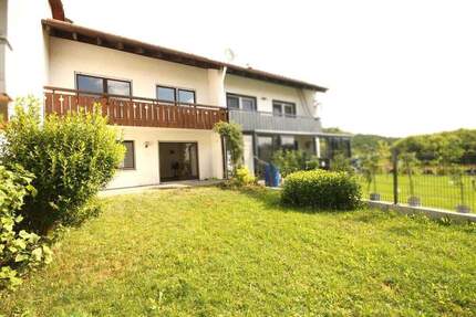 Saniertes Reihenmittelhaus mit eigenem Garten in ruhiger, dennoch zentraler Wohnlage! 3 zimmer