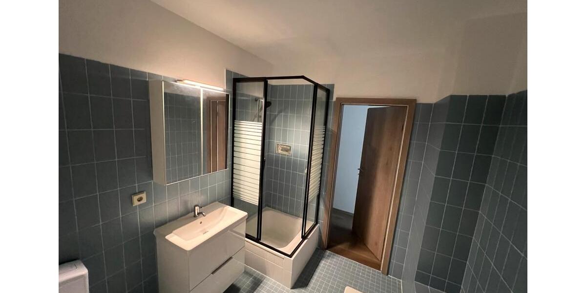 Etagenwohnung Bad Lippspringe - 2 Zimmer, 40 m&sup2;, 400&euro; | Angebot:25208771