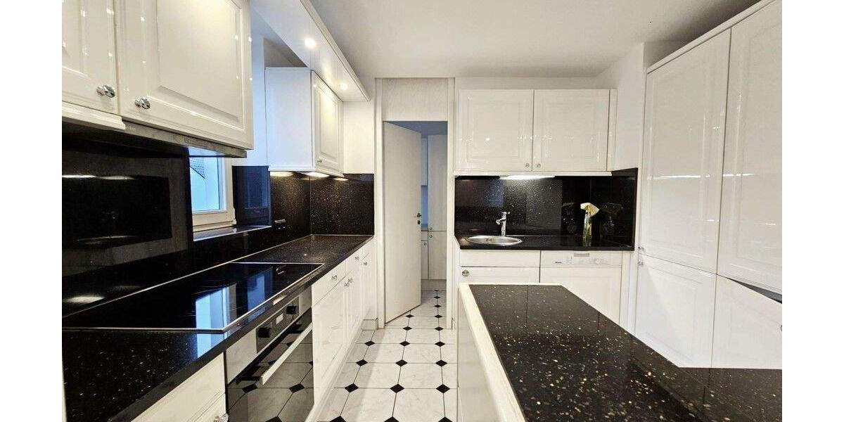 Etagenwohnung Solingen Ohligs-Aufderhöhe - 3 Zimmer, 117 m&sup2;, 1.400&euro; | Angebot:23100252