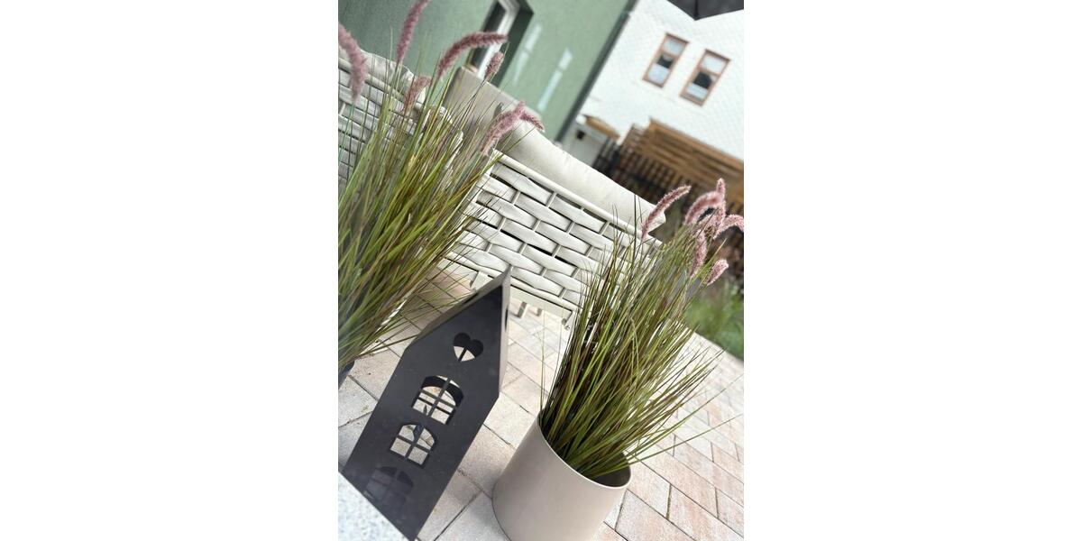 Erdgeschoßwohnung Suhl - 4 Zimmer, 110 m&sup2;, 1.100&euro; | Angebot:25310136