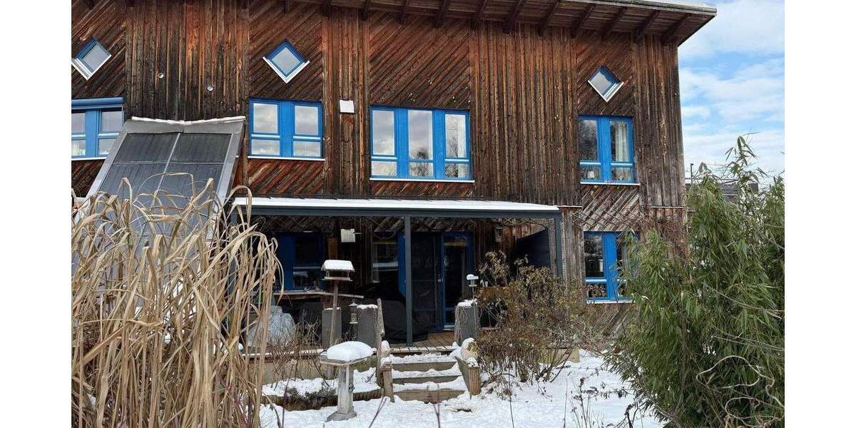 Etagenwohnung Nienburg - 2 Zimmer, 75 m&sup2;, 700&euro; | Angebot:25775747