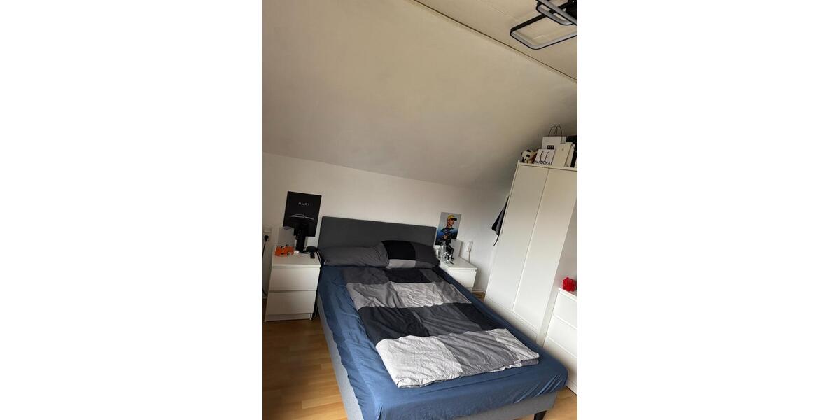 Etagenwohnung Siegen Dillnhütten - 5 Zimmer, 126 m&sup2;, 1.050&euro; | Angebot:24851516
