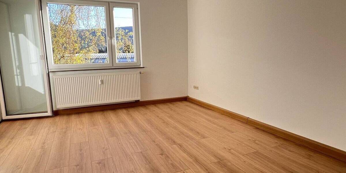 Etagenwohnung Bürgstadt - 3 Zimmer, 72 m&sup2;, 660&euro; | Angebot:26117812