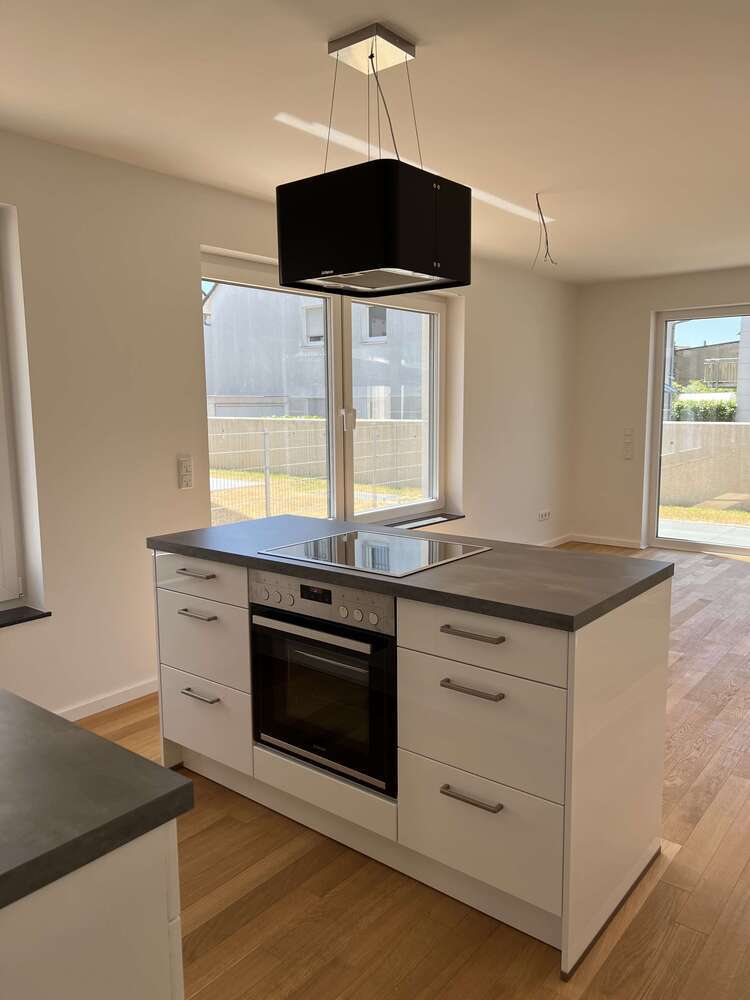 Wohnung zum Mieten in Frankfurt am Main 2.100 € 113 m²