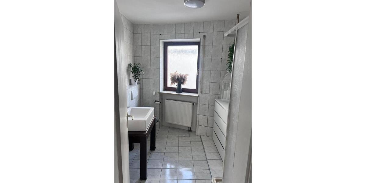 Erdgeschoßwohnung Gunzenhausen - 2 Zimmer, 58 m&sup2;, 675&euro; | Angebot:24536135