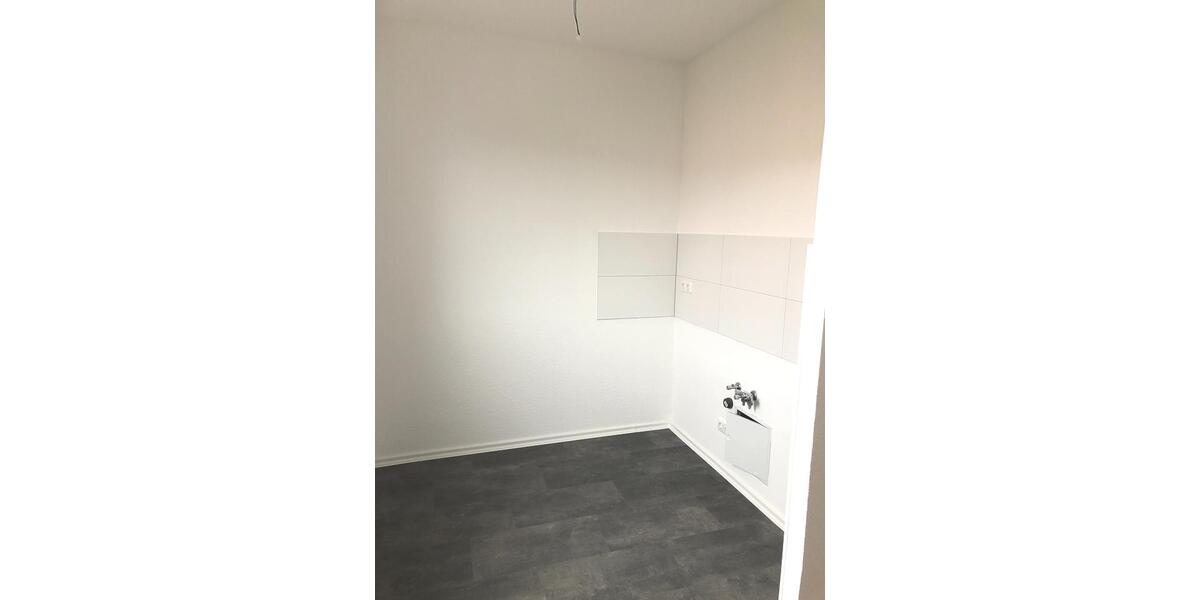 Etagenwohnung Bernsdorf - 1 Zimmer, 30 m&sup2;, 115&euro; | Angebot:26296743