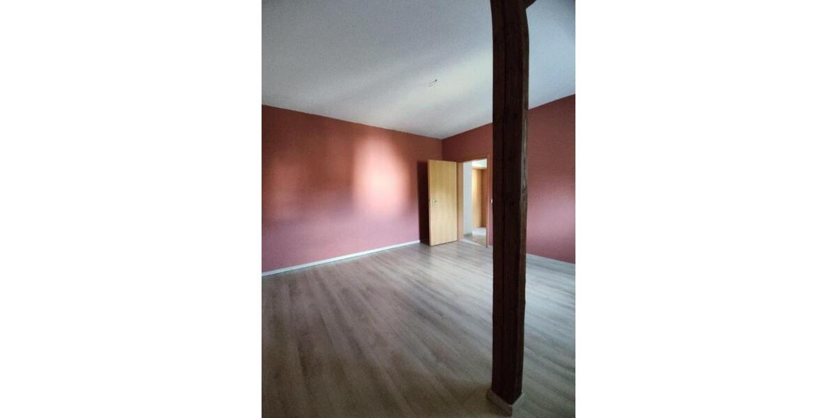 Dachgeschoßwohnung Grünhainichen - 3 Zimmer, 55 m&sup2;, 240&euro; | Angebot:12497011