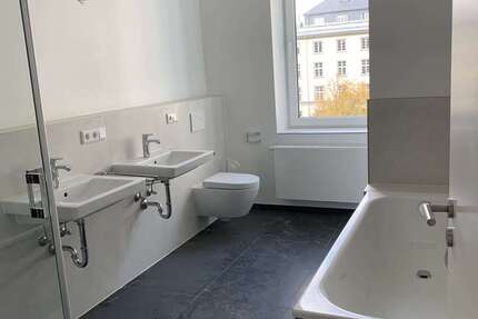 Wohnung Wiesbaden Südost - 3 Zimmer, 135 m&sup2;, 2.350&euro; | Angebot:27229213