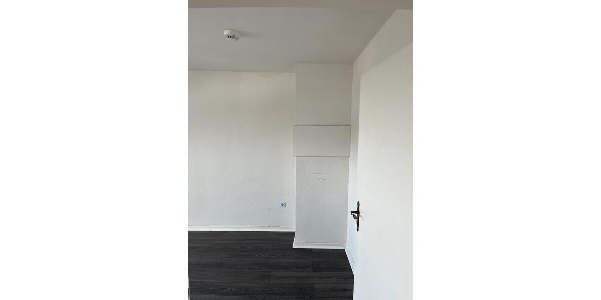 Dachgeschoßwohnung Duisburg Essenberg - 3 Zimmer, 68 m&sup2;, 578&euro; | Angebot:26381612