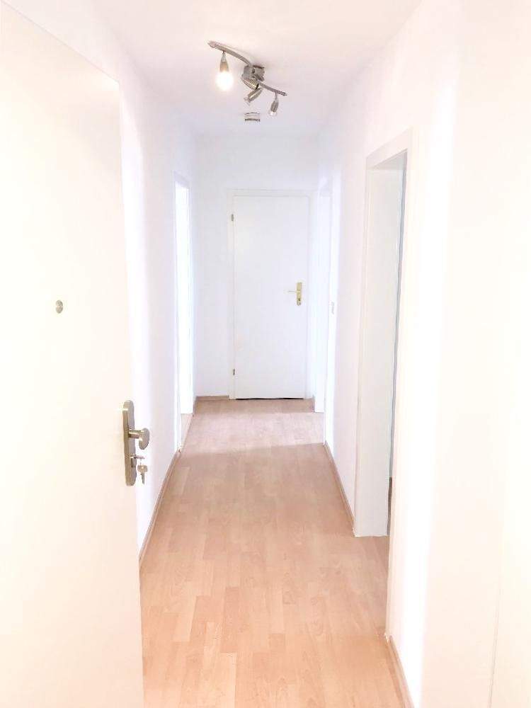 Trier-Kürenz* helle 2 ZKB Dachgeschosswohnung mit Garten in zentraler Lage! 2 zimmer