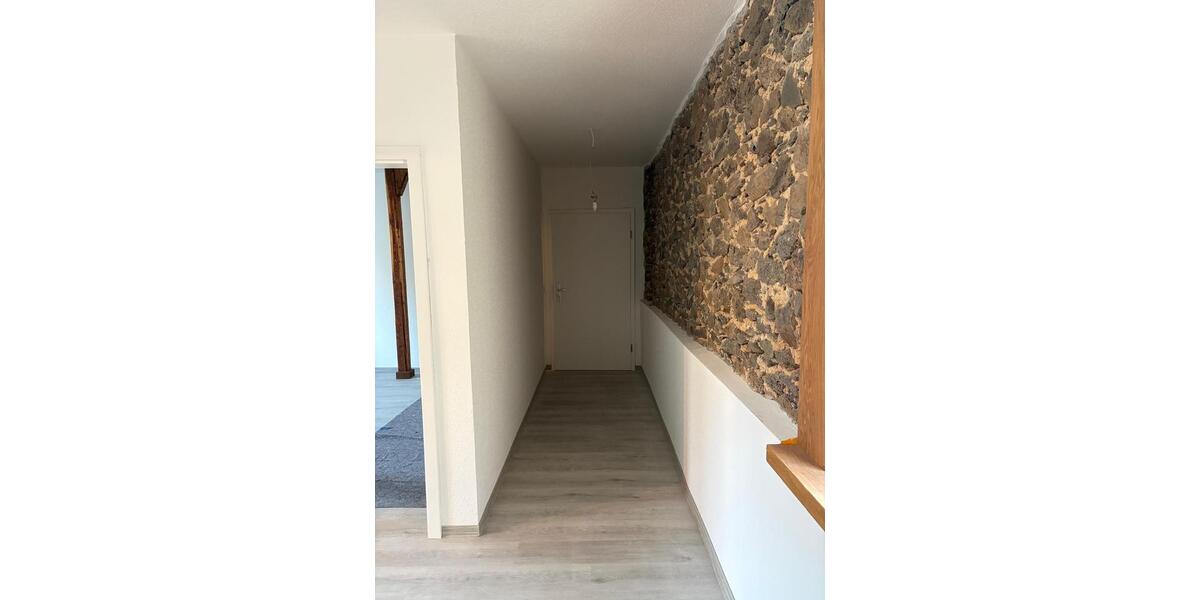 Erdgeschoßwohnung Gemünden (Felda) - 3 Zimmer, 100 m&sup2;, 920&euro; | Angebot:24644112