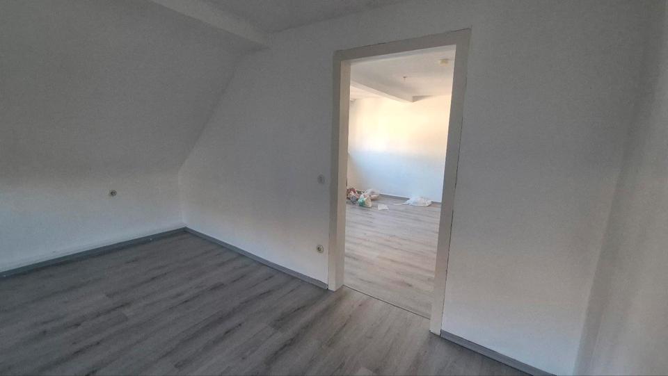 Etagenwohnung Steinheim an der Murr - 3.5 Zimmer, 73 m&sup2;, 820&euro; | Angebot:24352618