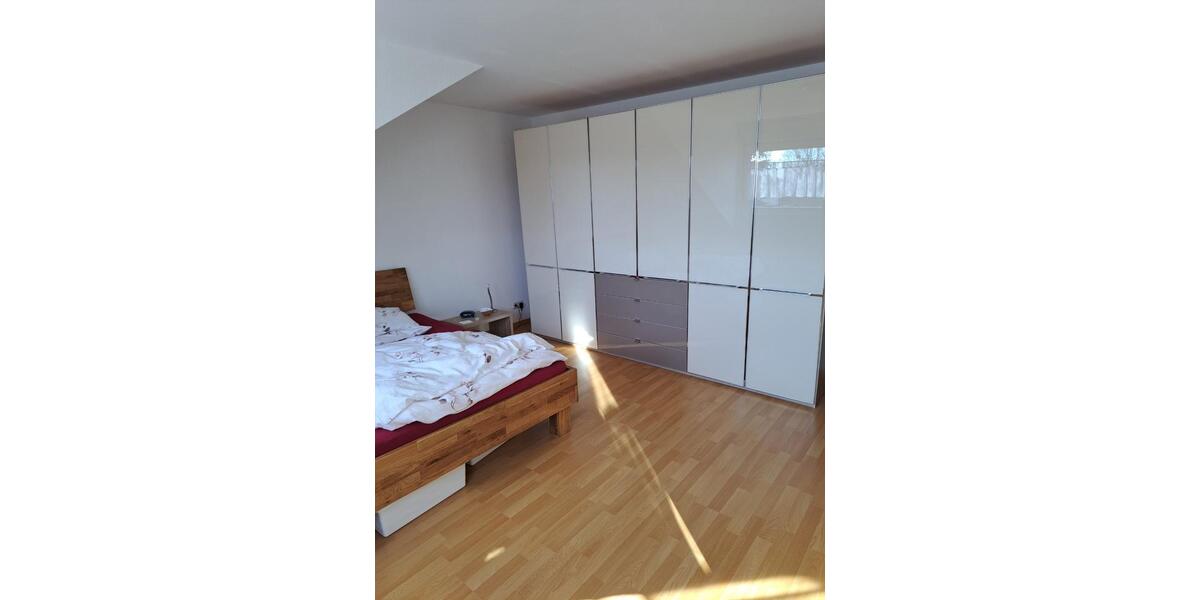 Dachgeschoßwohnung Köln Rodenkirchen - 3 Zimmer, 85 m&sup2;, 977&euro; | Angebot:25234475