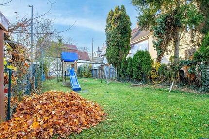 Gepflegte Renovierte Haus mit EBK, sonniger Garten und Balkon 6 zimmer