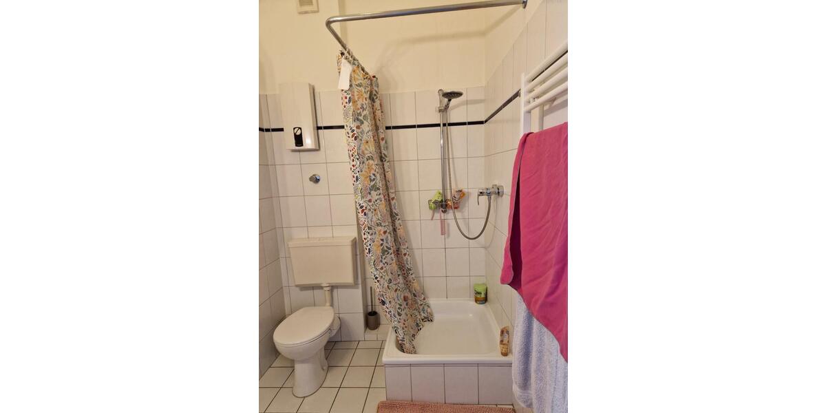 Charmante Innenstadtwohnung mit großem Balkon 2 zimmer