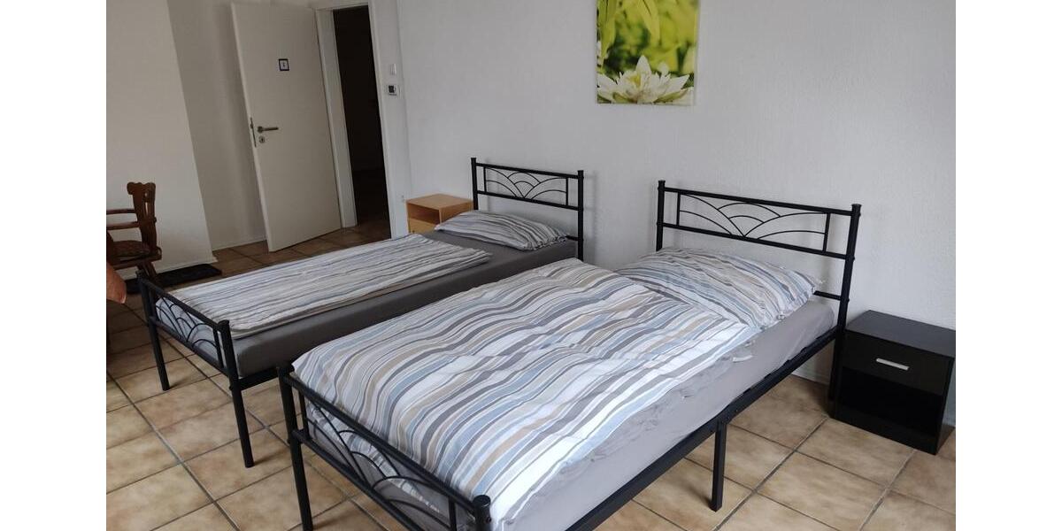 Wohnen auf Zeit Pirmasens Niedersimten - 4 Zimmer, 95 m&sup2;, 510&euro; | Angebot:17637358