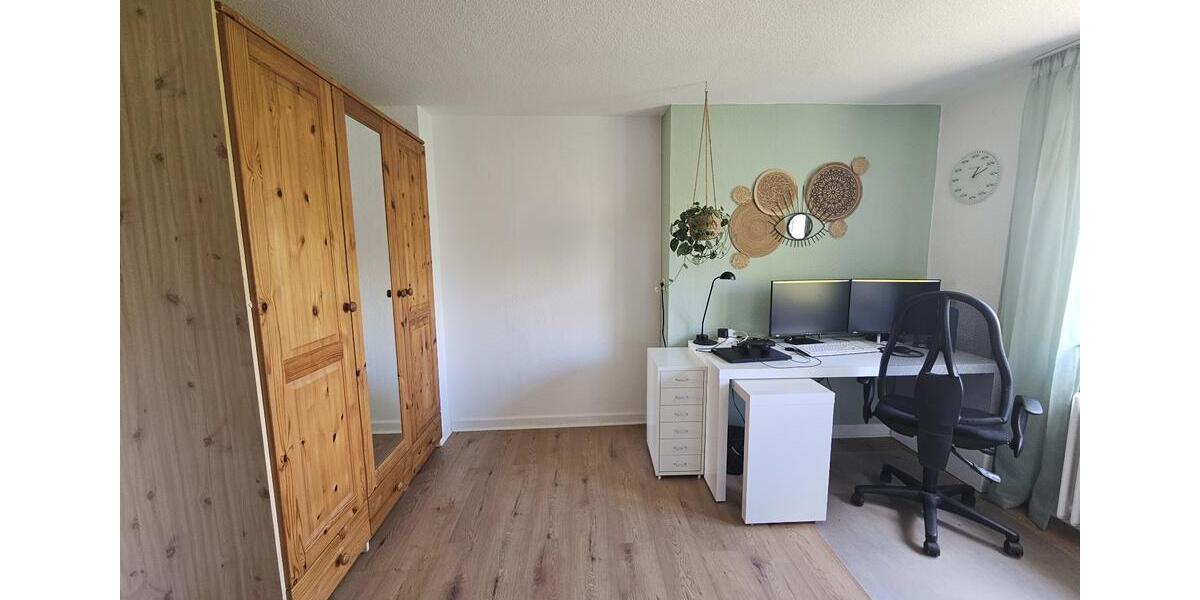 Wohnen auf Zeit Melsbach - 6 Zimmer, 150 m&sup2;, 1.100&euro; | Angebot:26437329