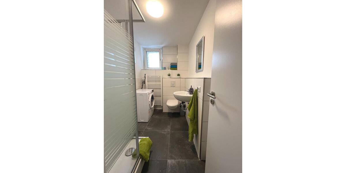 Zentrale 3-Zimmer Wohnung mit Balkon, Stellplatz & Küche 3 zimmer