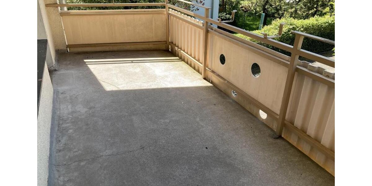 Erdgeschoßwohnung Kassel Fasanenhof - 4 Zimmer, 94 m&sup2;, 700&euro; | Angebot:25788545